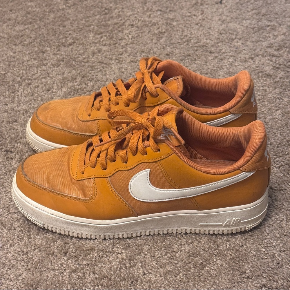 Nike Air Force 1 Low Shoes Mens 10 Orange Monarch FB2048-800